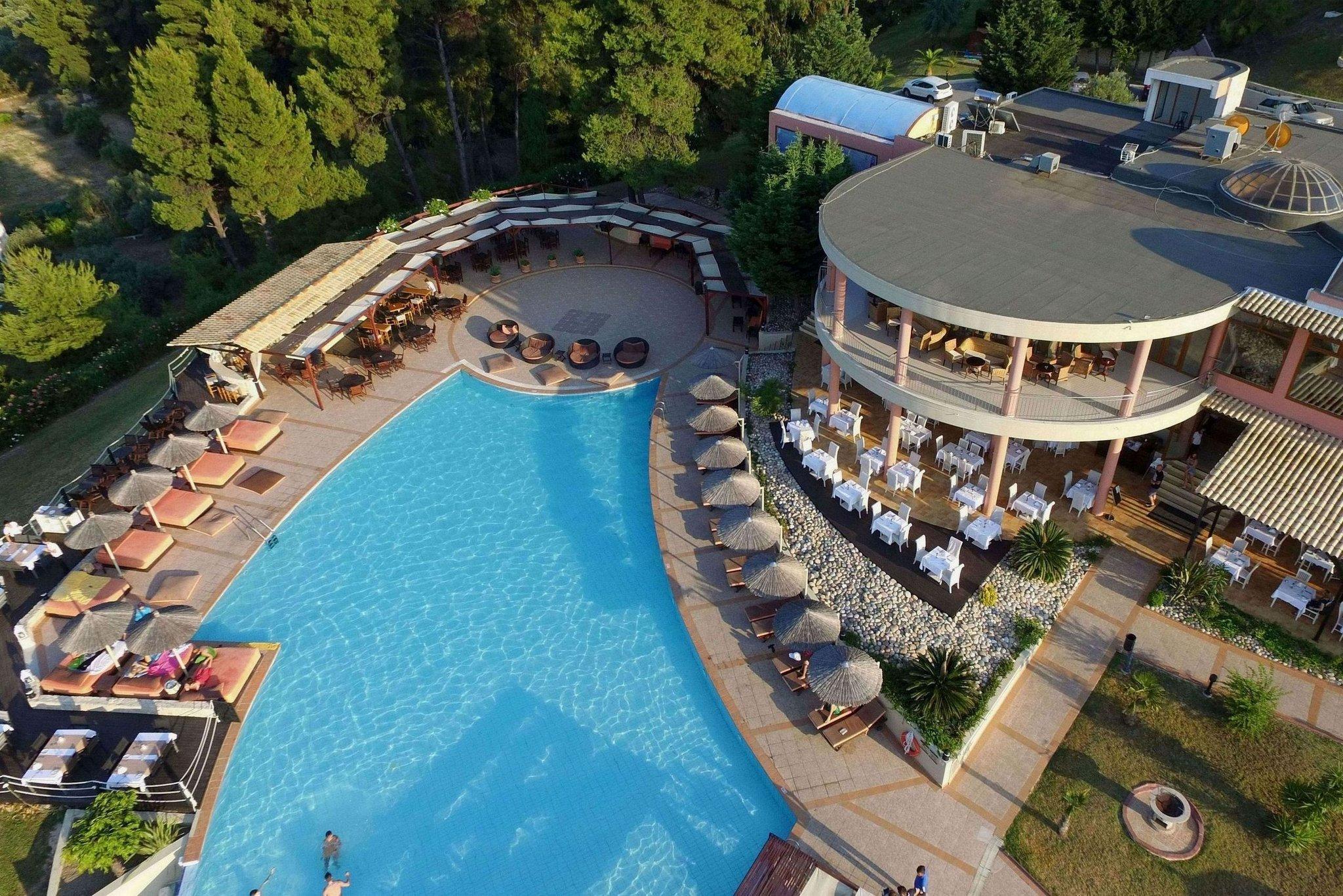 Alia Palace Hotel - Adults Only 16+ Chalkidiki Exterior photo Aerial view of the hotel