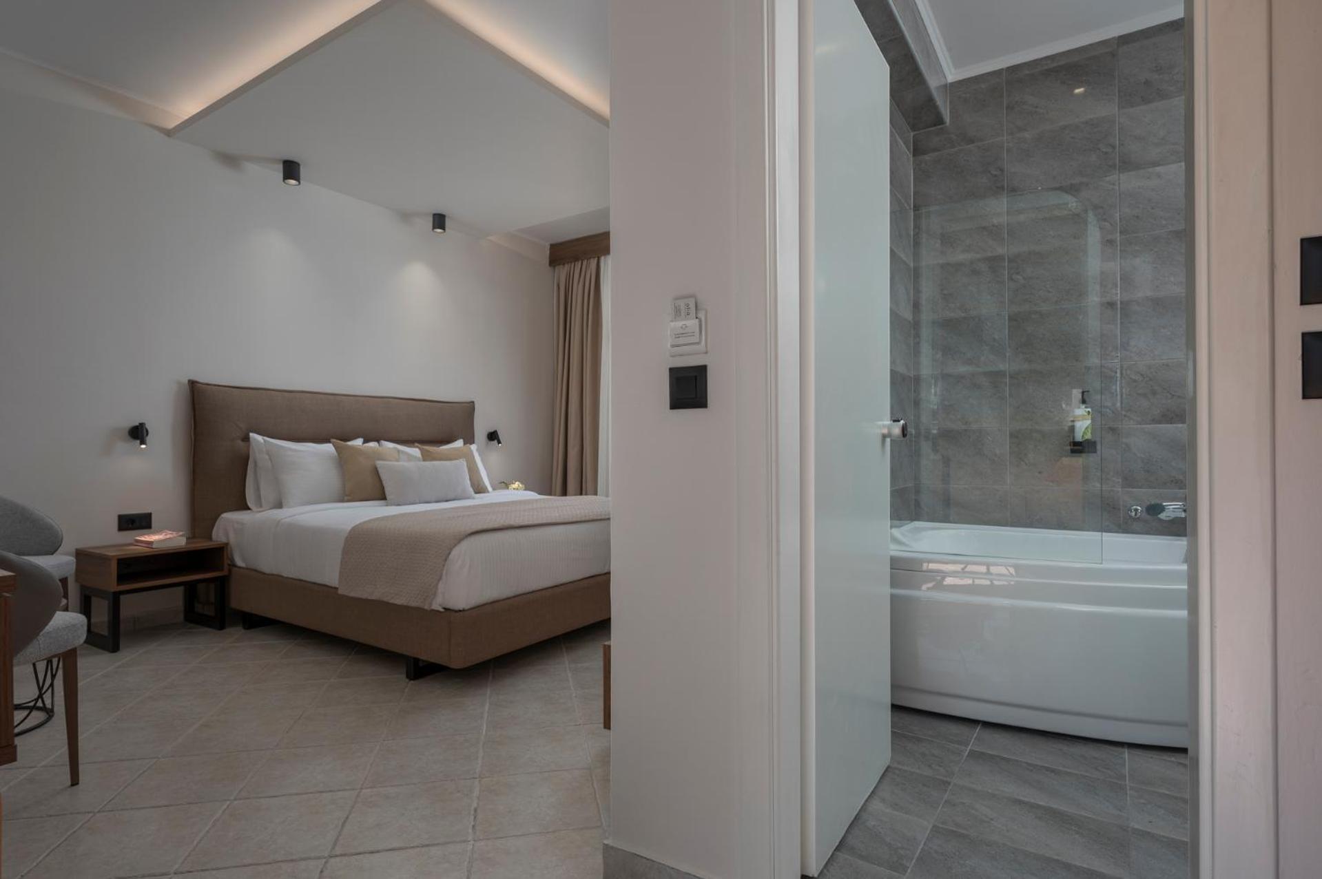 Alia Palace Hotel - Adults Only 16+ Chalkidiki Exterior photo A room at the hotel